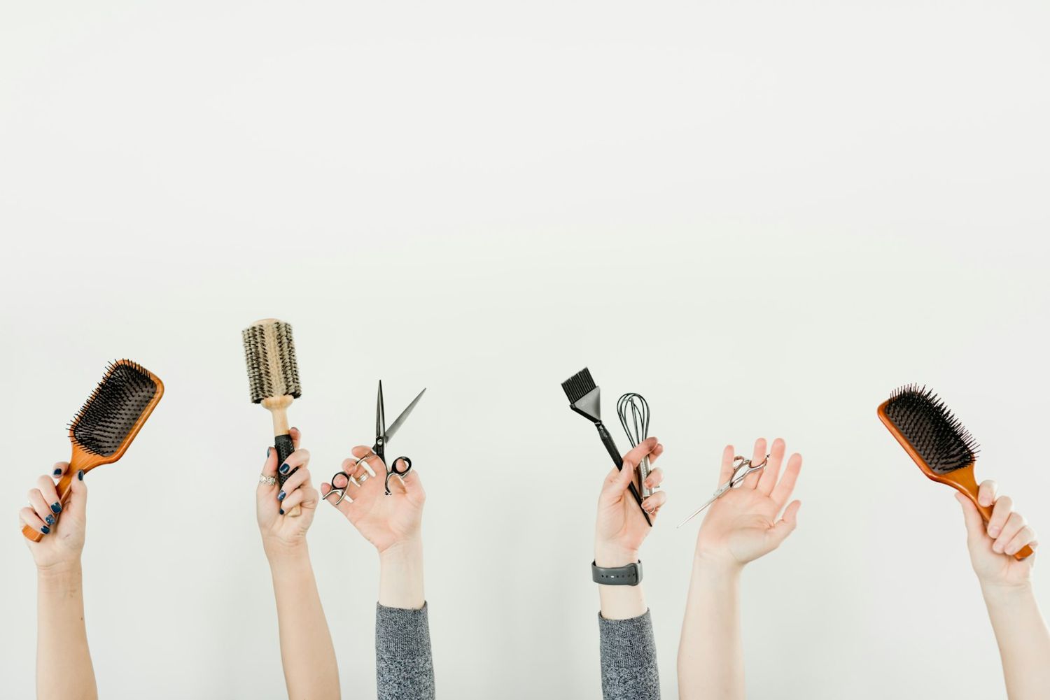 Brosses et ciseaux de coiffure
